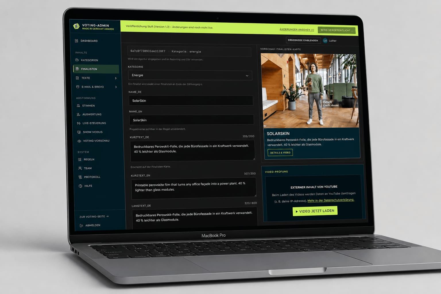 Finalisten-Editor der Voting-Plattform im Laptop-Mockup